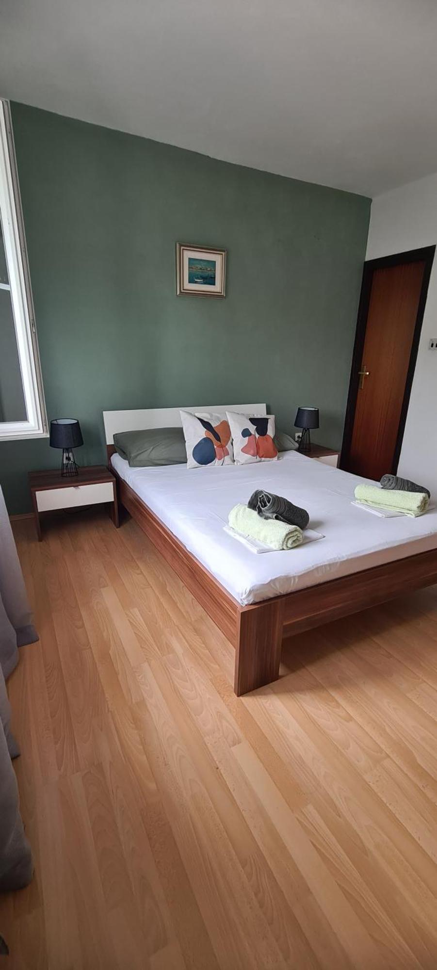 Apartments And Rooms Sanja Sibinj Krmpotski Εξωτερικό φωτογραφία