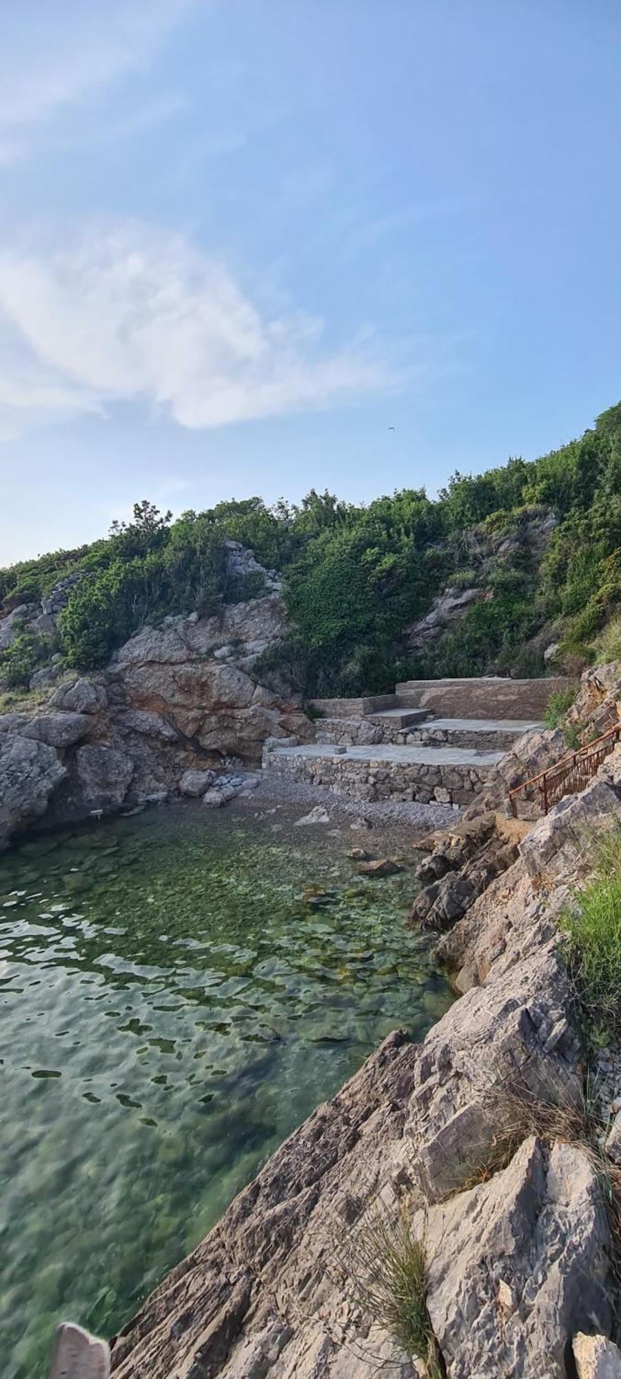 Apartments And Rooms Sanja Sibinj Krmpotski Εξωτερικό φωτογραφία
