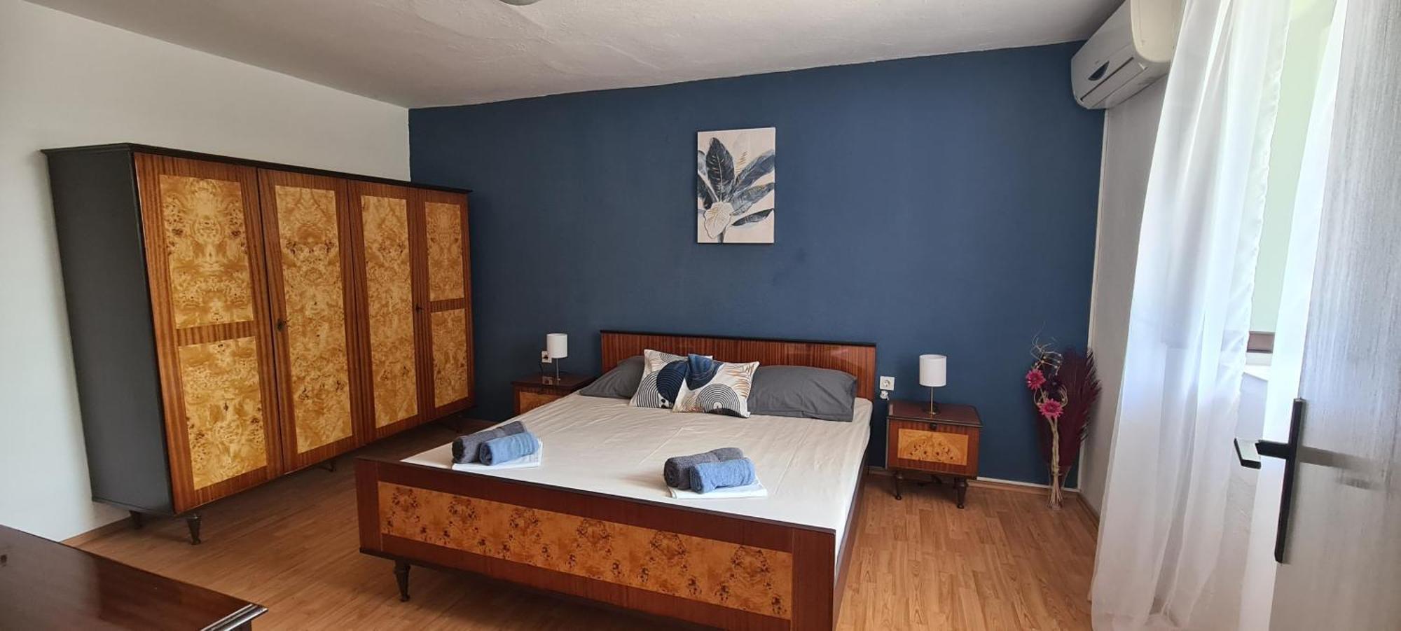 Apartments And Rooms Sanja Sibinj Krmpotski Εξωτερικό φωτογραφία