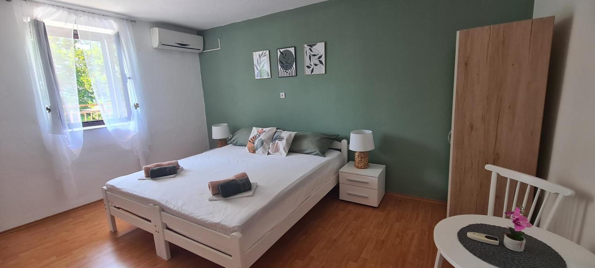 Apartments And Rooms Sanja Sibinj Krmpotski Εξωτερικό φωτογραφία